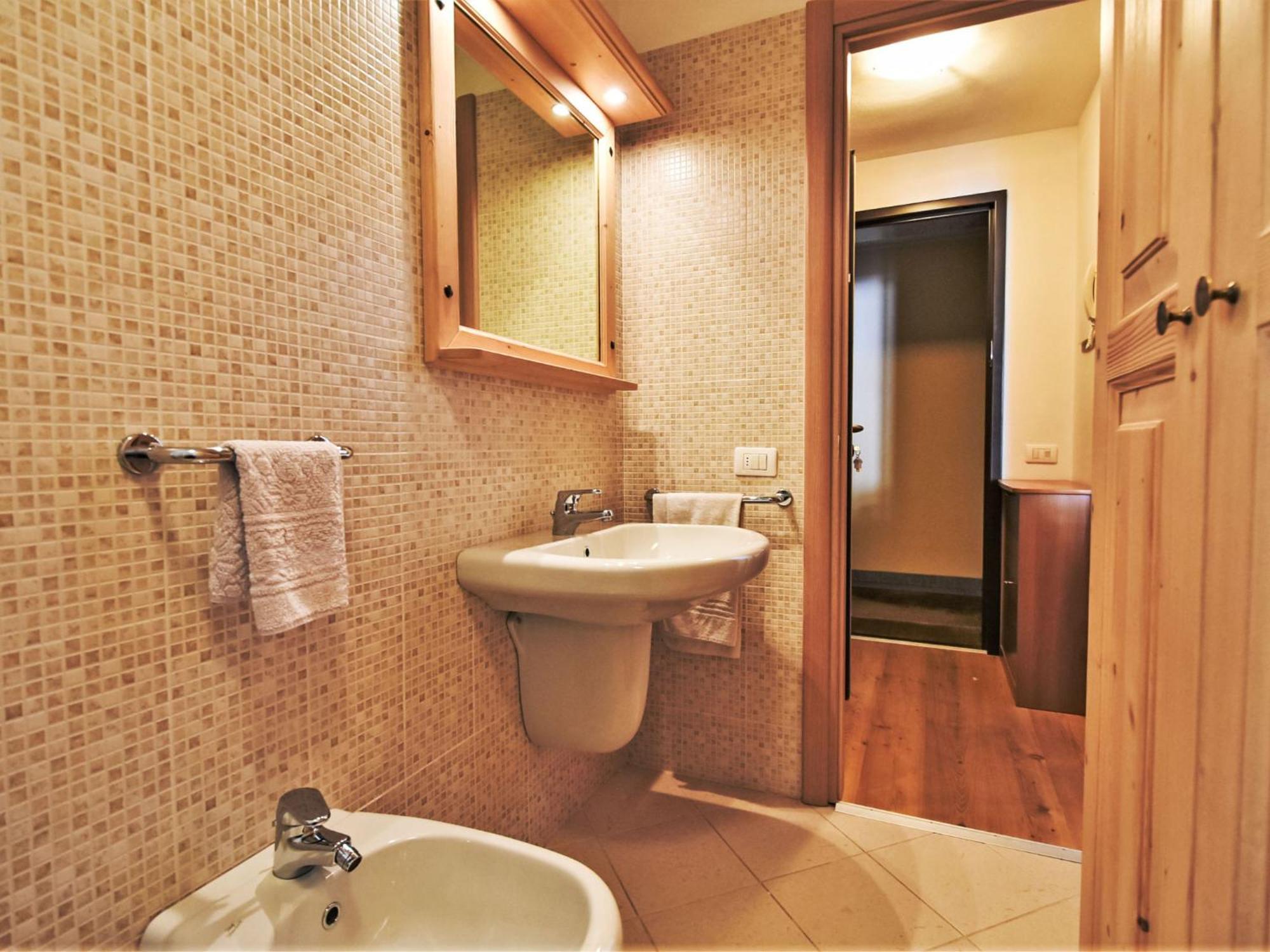 Apartment Giglio Apartment By Interhome Madesimo Luaran gambar